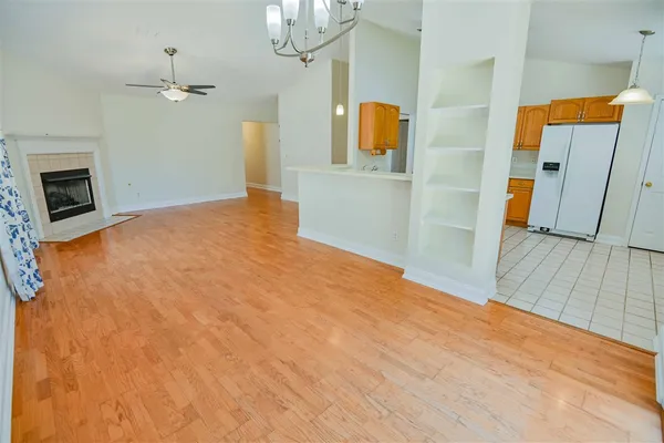 $2,400 | 5344 Tewkesbury Trace, Tallahassee, FL 32309
