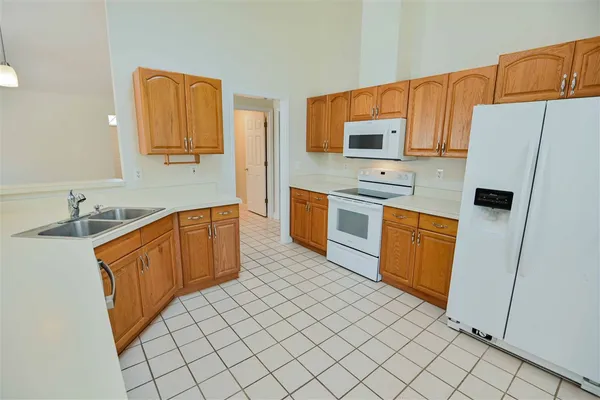 $2,400 | 5344 Tewkesbury Trace, Tallahassee, FL 32309