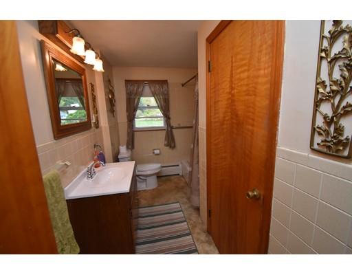 9 Loudville Road Easthampton, MA 01027 - Photo 14 of 18 Gallery Image 14