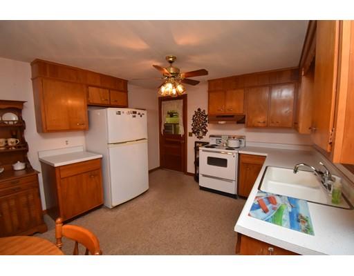 9 Loudville Road Easthampton, MA 01027 - Photo 8 of 18 Gallery Image 8