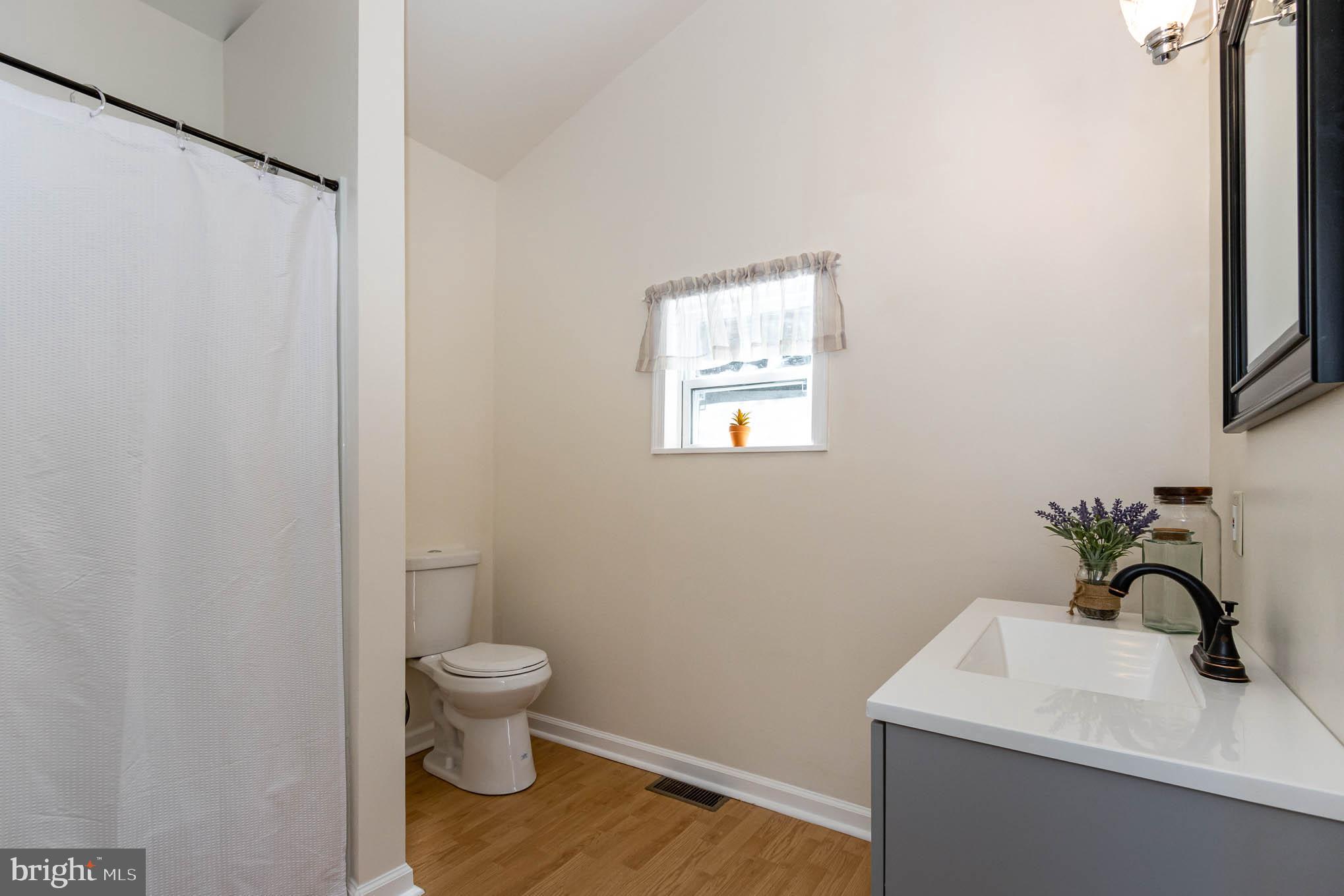 1127 State Road Duncannon, PA 17020 - Photo 23 of 27 Primary bathroom