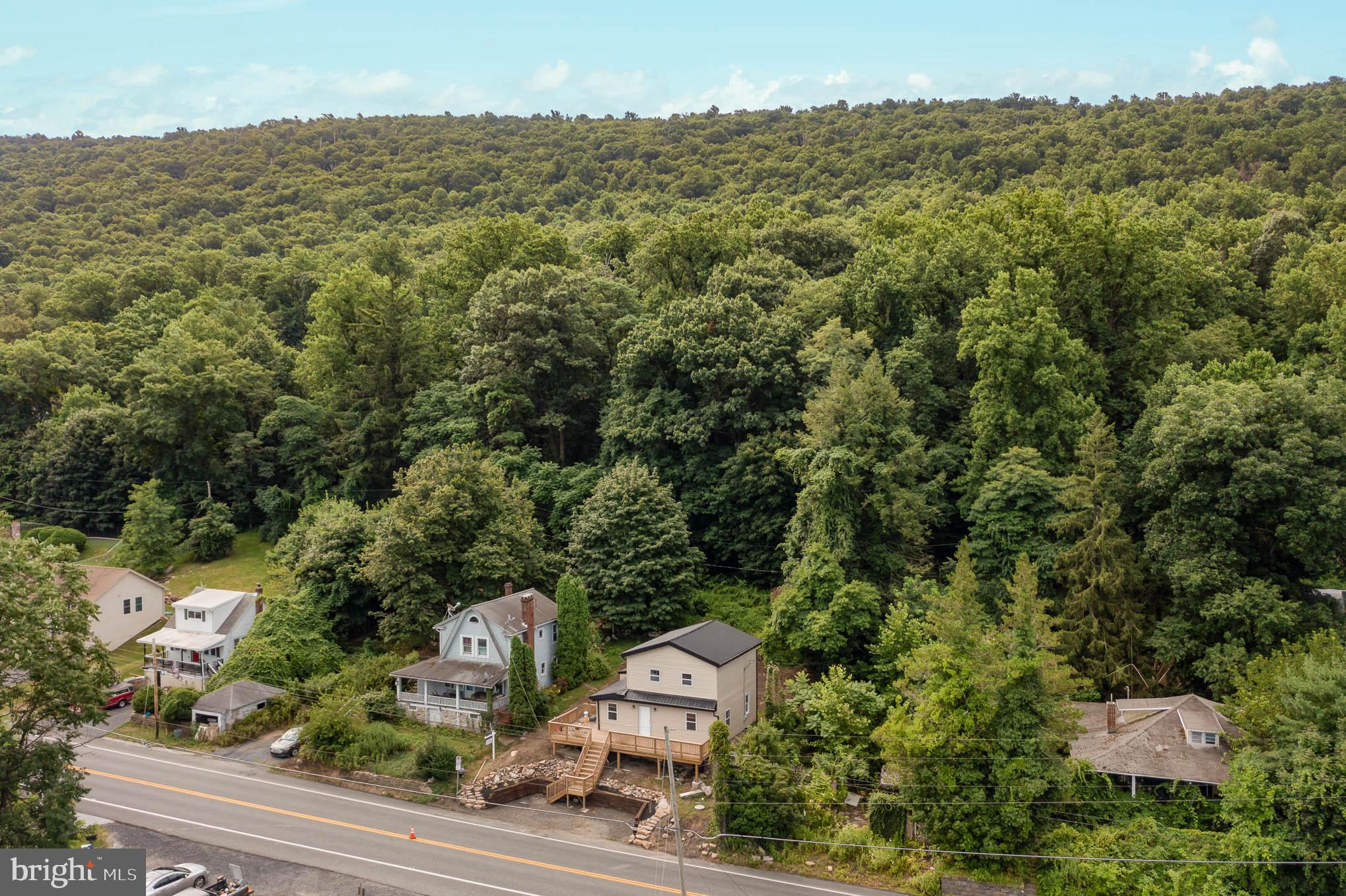 1127 State Road Duncannon, PA 17020 - Photo 4 of 27 Gallery Image 4
