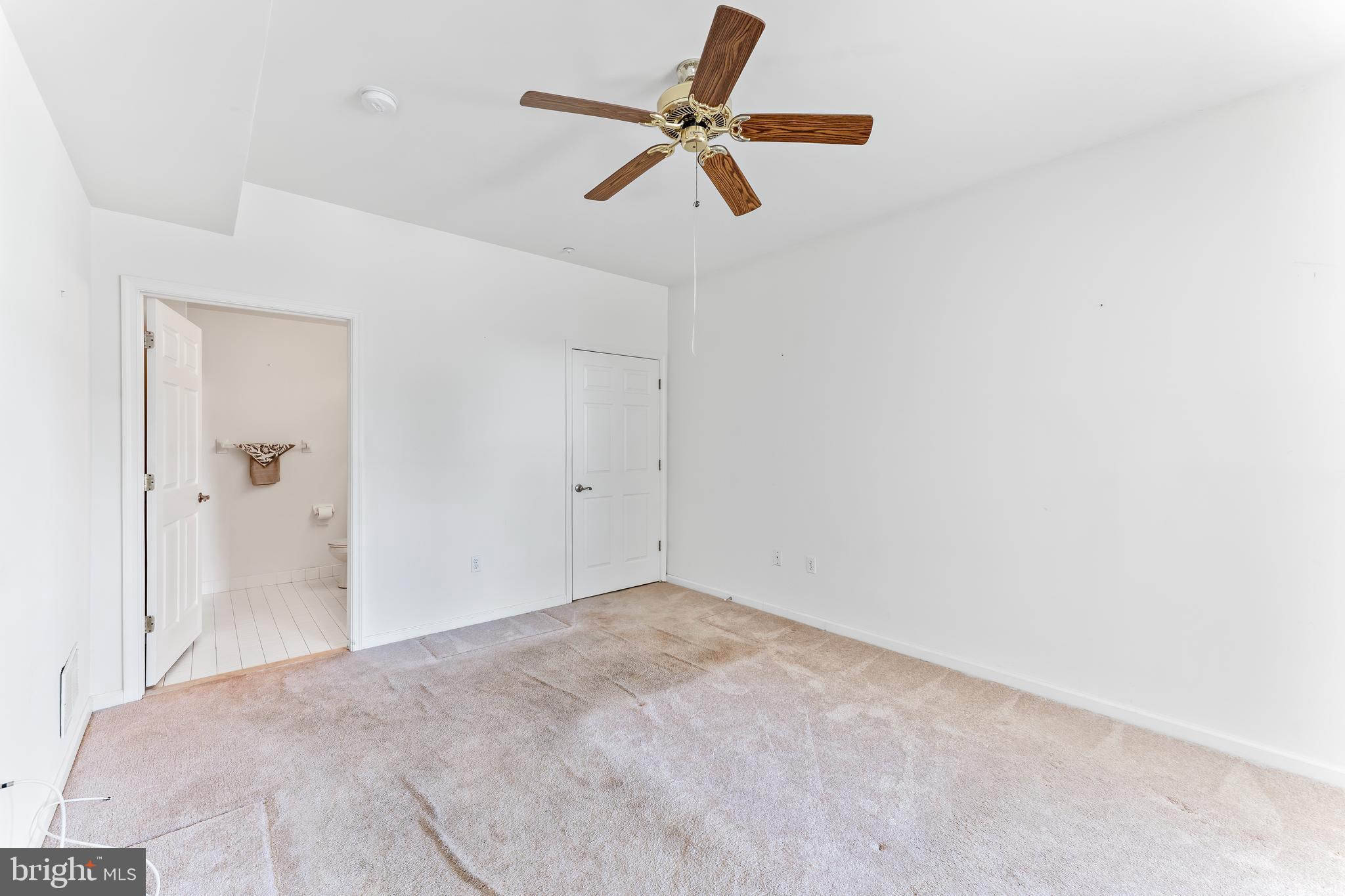 1552 Palmer Drive Springfield, PA 19064 - Photo 14 of 23 a view of room