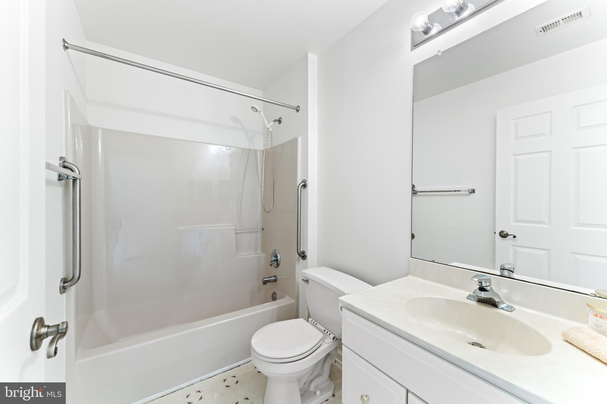 1552 Palmer Drive Springfield, PA 19064 - Photo 18 of 23 a bathroom with a sink toilet and shower