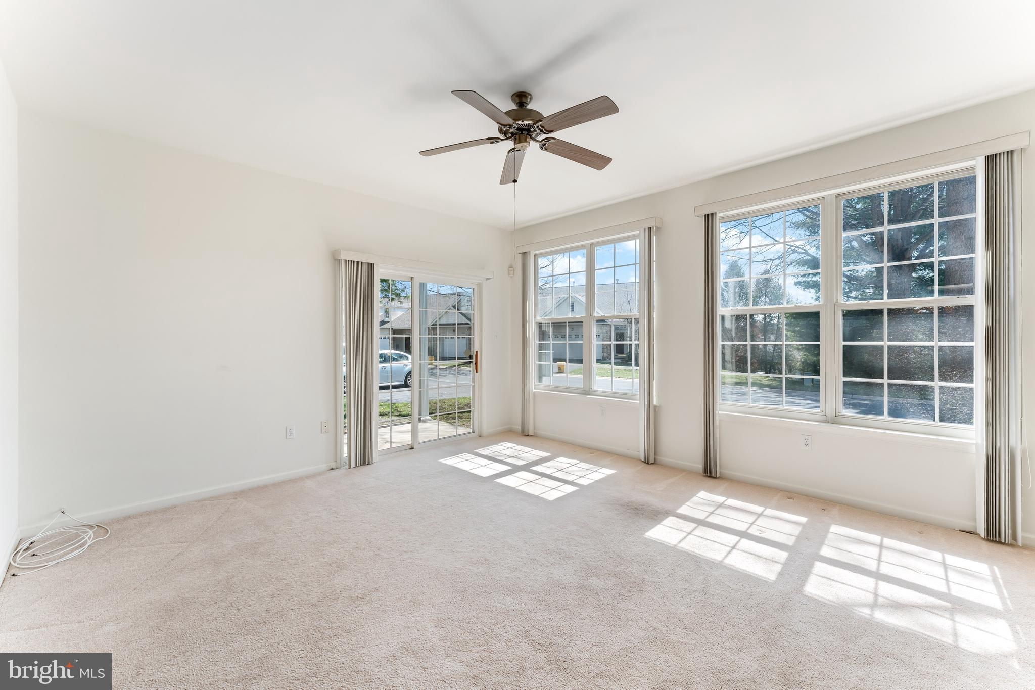 1552 Palmer Drive Springfield, PA 19064 - Photo 8 of 23 a view of an empty room with a window
