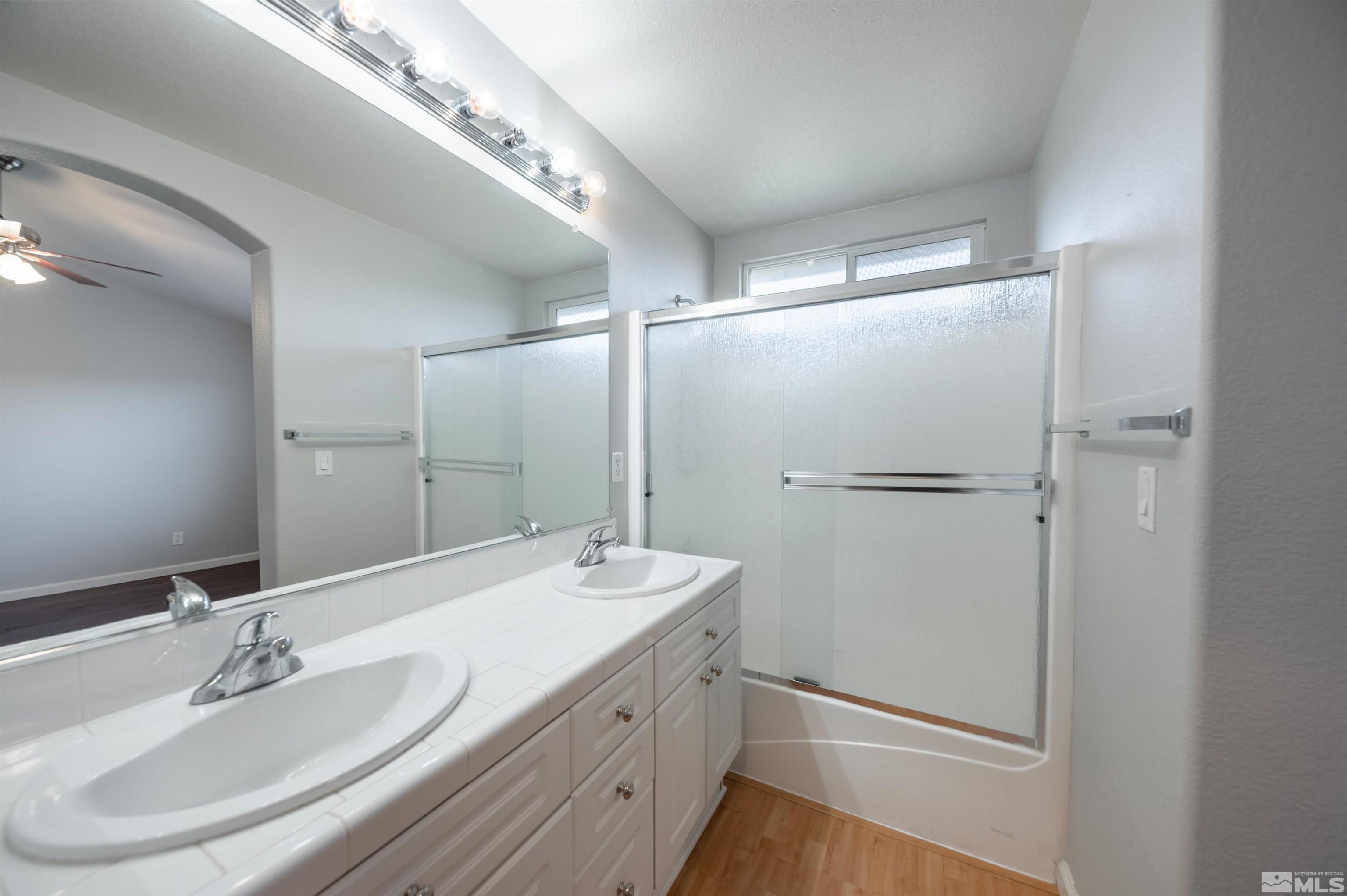 10625 Arbor Way Reno, NV 89521 - Photo 9 of 16 Photo 9