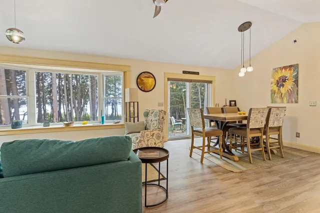 $1,100,000 | 121 Wentworth Cove, West Gardiner, ME 04345