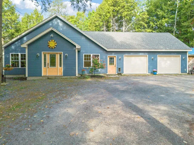 $1,100,000 | 121 Wentworth Cove, West Gardiner, ME 04345
