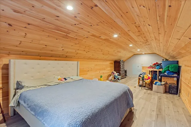 $1,100,000 | 121 Wentworth Cove, West Gardiner, ME 04345