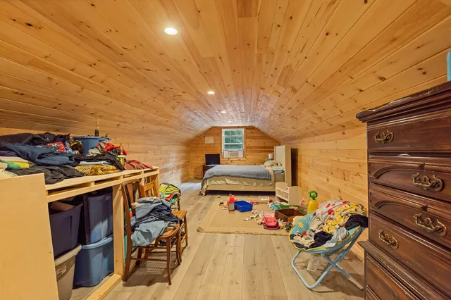 $1,100,000 | 121 Wentworth Cove, West Gardiner, ME 04345