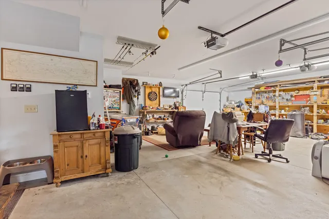 $1,100,000 | 121 Wentworth Cove, West Gardiner, ME 04345