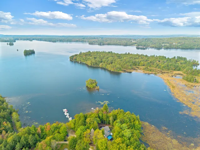 $1,100,000 | 121 Wentworth Cove, West Gardiner, ME 04345