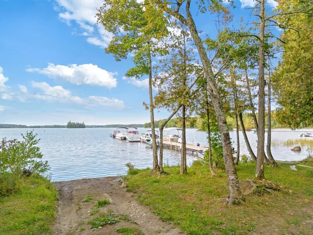 $1,100,000 | 121 Wentworth Cove, West Gardiner, ME 04345