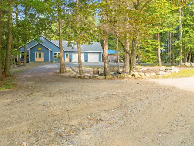 $1,100,000 | 121 Wentworth Cove, West Gardiner, ME 04345