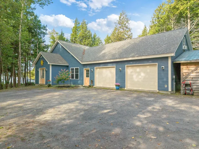 $1,100,000 | 121 Wentworth Cove, West Gardiner, ME 04345