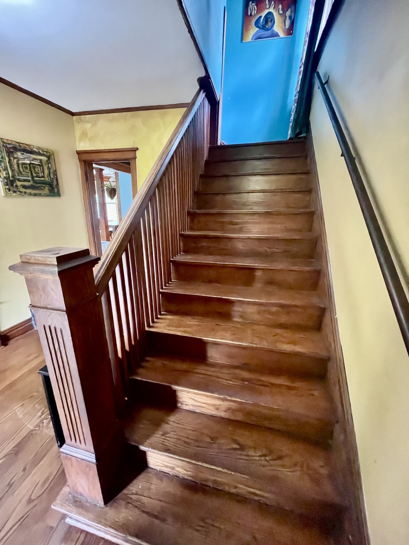 7916 South Constance Avenue Chicago, IL 60617 - Photo 19 of 28 a view of entryway