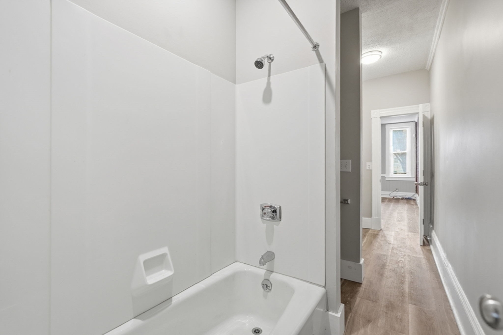 82.5 Maple Street, Unit 7 Northampton, MA 01062 - Photo 28 of 30