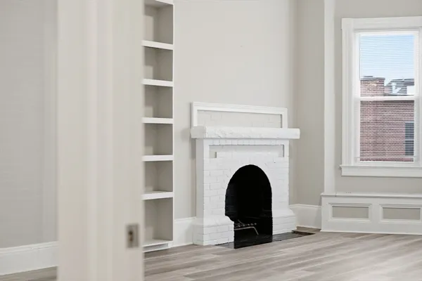 $2,100 | 82.5 Maple Street, Unit 7, Northampton, MA 01062