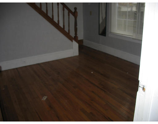 94 Ontario Street Springfield, MA 01104 - Photo 4 of 9 Gallery Image 4