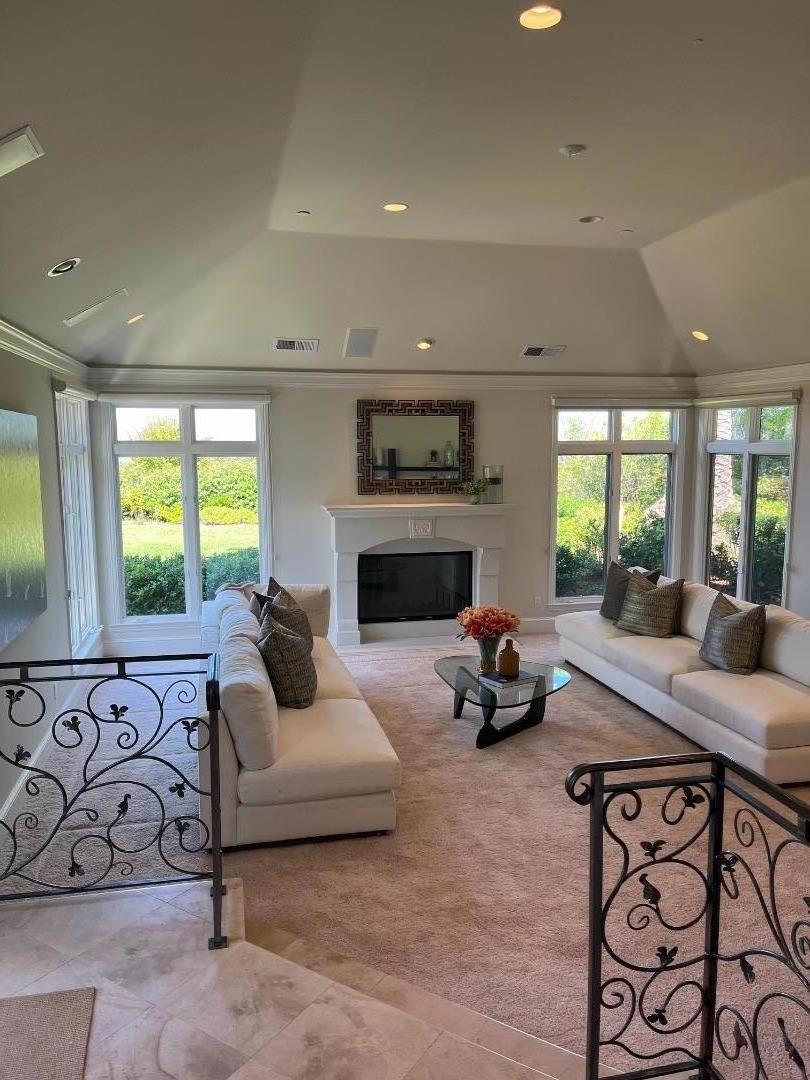 26990 Taaffe Road Los Altos Hills, CA 94022 - Photo 7 of 25
