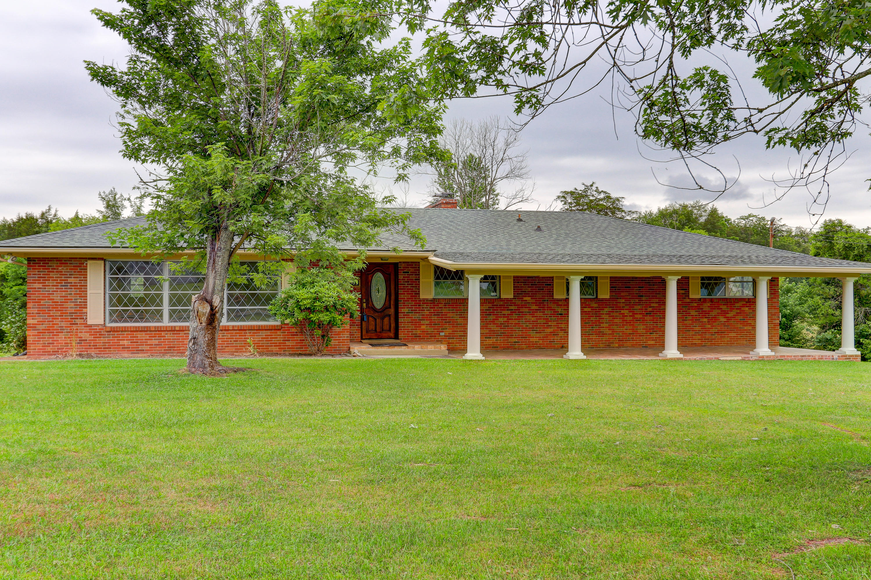 9901 East Emory Road Corryton, TN 37721 - Photo 1 of 26 Positive Perceptions-1-2