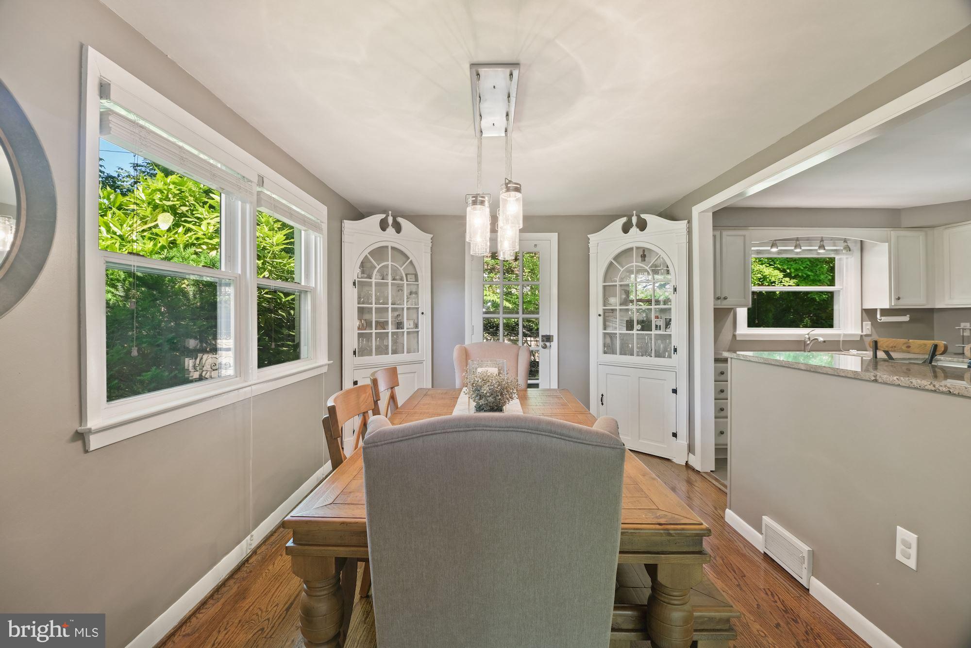 318 Lester Road Springfield, PA 19064 - Photo 6 of 27 Dinning Room