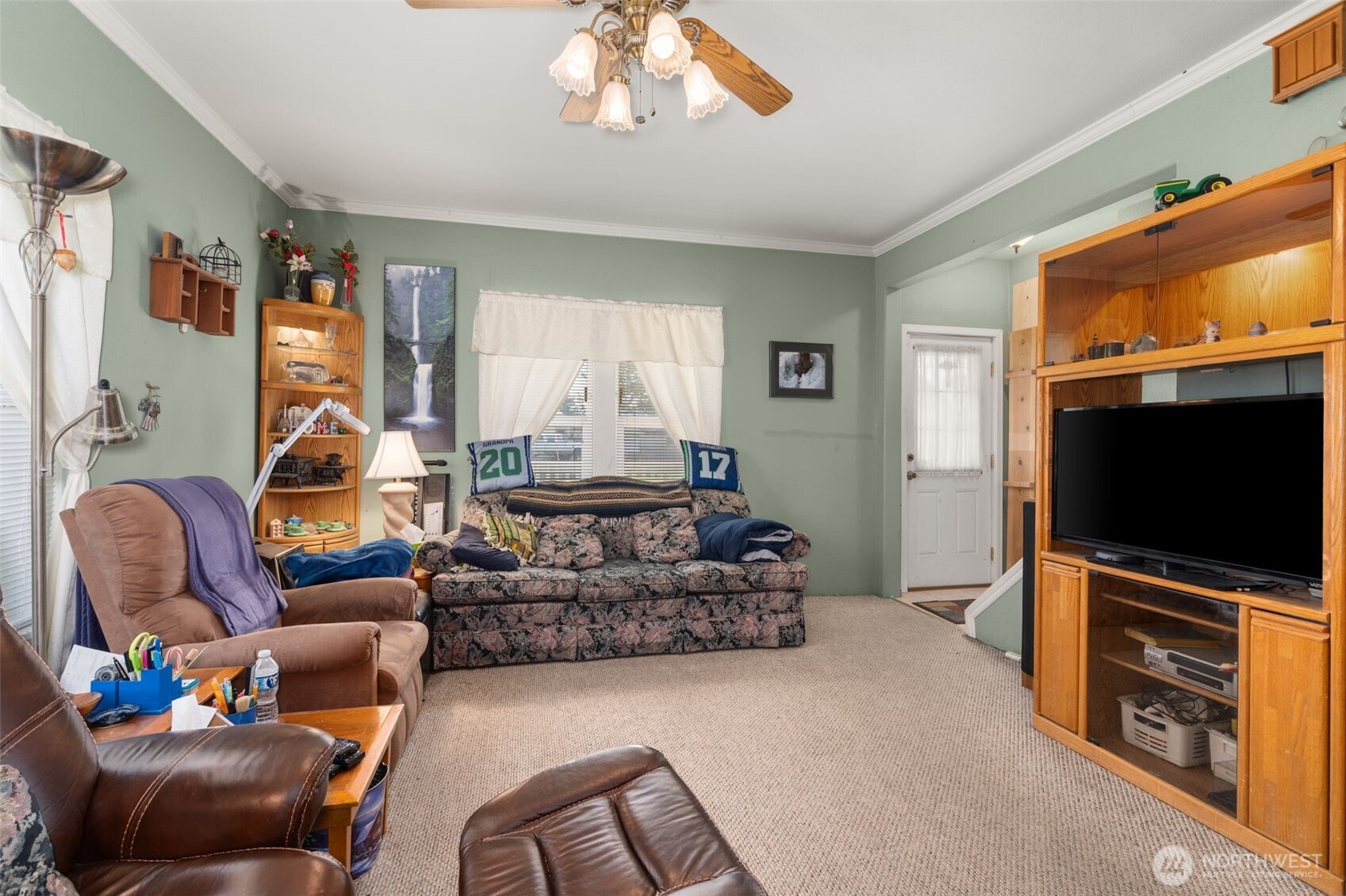153 Southwest Lewis Street Chehalis, WA 98532 - Photo 6 of 26