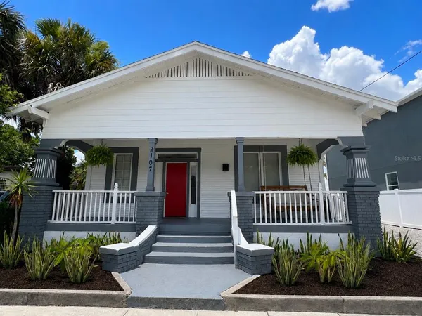 $2,499 | 2107 West Chestnut Street, Tampa, FL 33607
