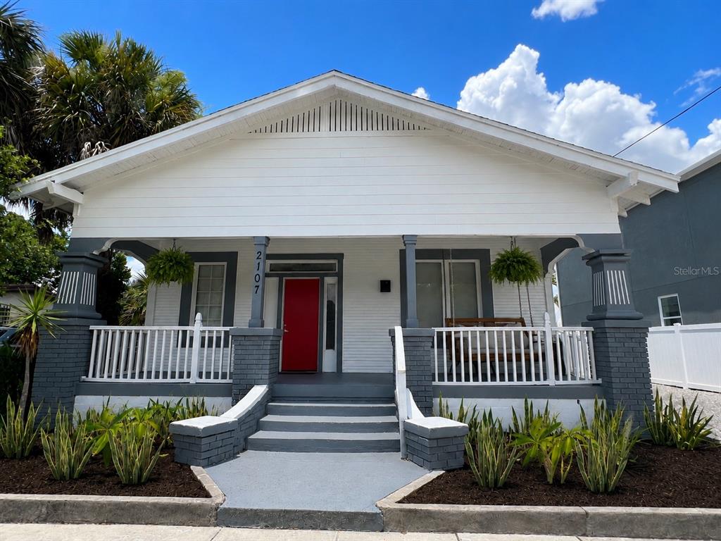 2107 West Chestnut Street Tampa, FL 33607 - Photo 1 of 19 Gallery Image 1