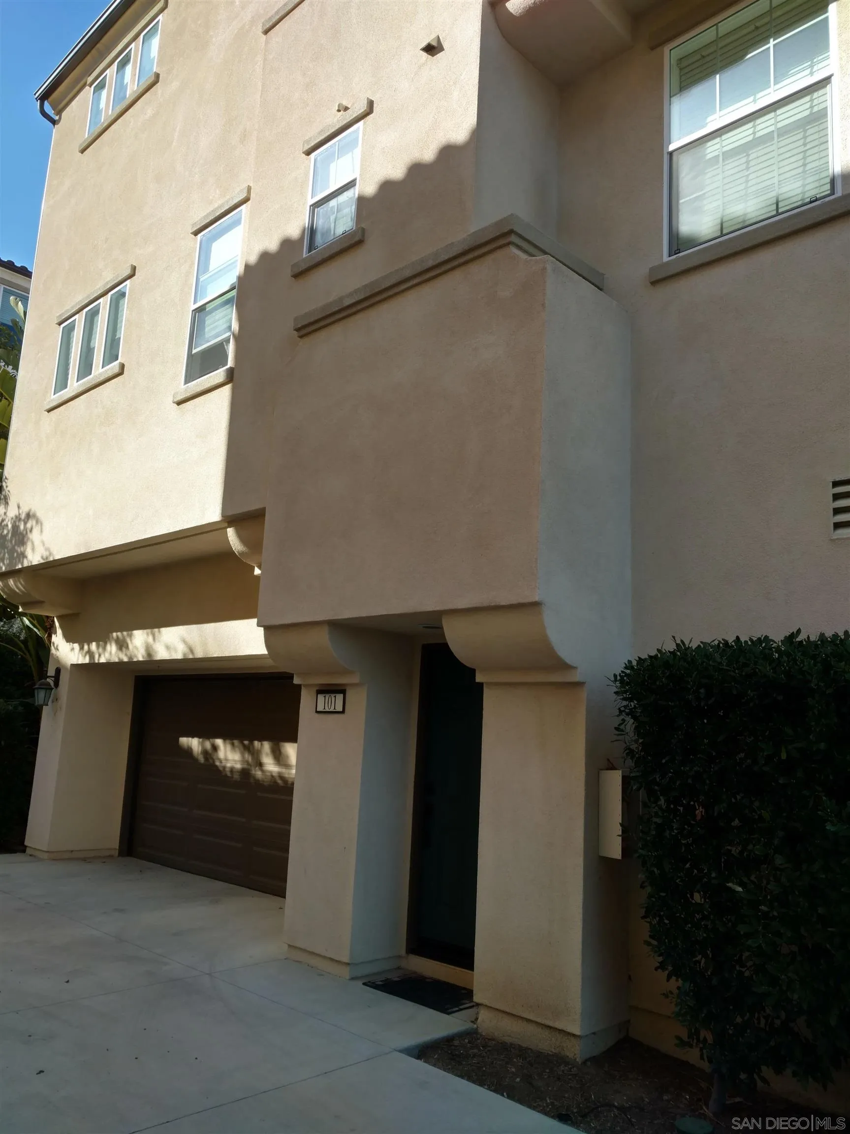 5074 Cascade Way, Unit 101 Oceanside, CA 92057 - Photo 4 of 12 a house view with a outdoor space