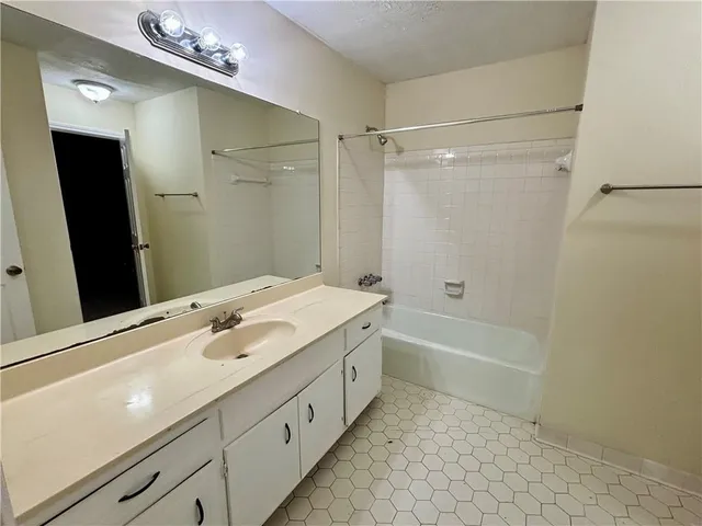 $1,300 | 1579 Harbins Road Northwest, Norcross, GA 30093