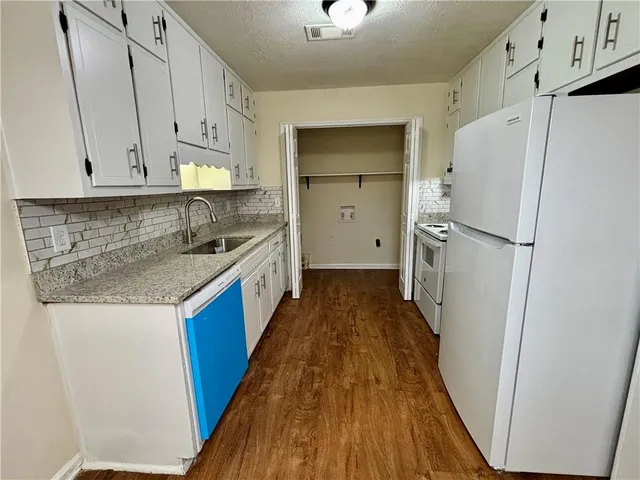 $1,300 | 1579 Harbins Road Northwest, Norcross, GA 30093