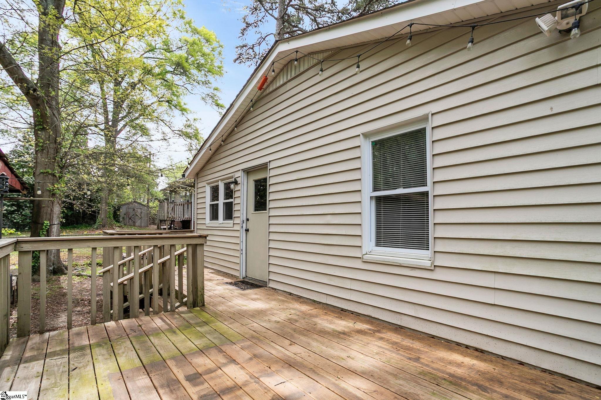 213 Keith Drive Greenville, SC 29607 - Photo 24 of 30
