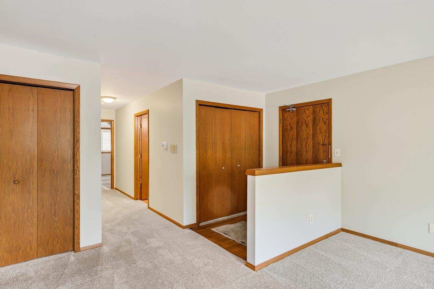 818 South Gammon Road Madison, WI 53719 - Photo 3 of 25