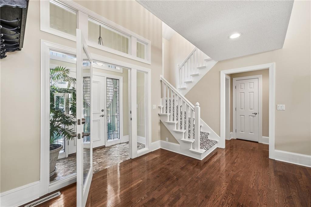 12401 Granada Road Leawood, KS 66209 - Photo 12 of 49 Gallery Image 12