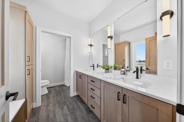 $479,900 | 385 North Wilson Street, Kimberly, WI 54136