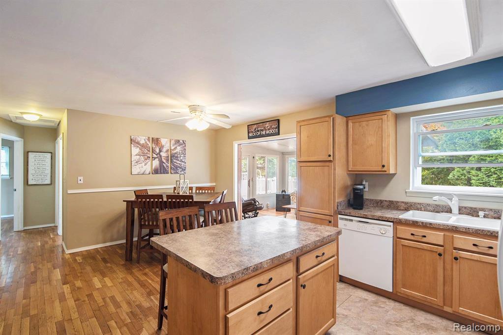 11432 Crosby Road Fenton, MI 48430 - Photo 18 of 28