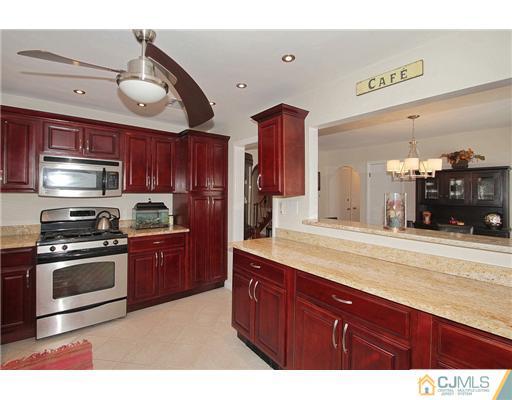 251 Chain O' Hills Road Colonia, NJ 07067 - Photo 14 of 24 Gallery Image 14