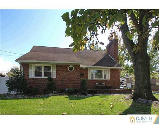 251 Chain O' Hills Road Colonia, NJ 07067 - Photo 3 of 24 Gallery Image 3