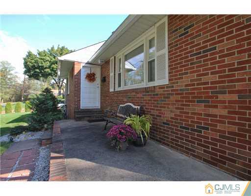 251 Chain O' Hills Road Colonia, NJ 07067 - Photo 4 of 24 Gallery Image 4