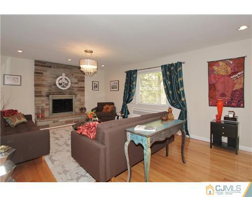 251 Chain O' Hills Road Colonia, NJ 07067 - Photo 6 of 24 Gallery Image 6