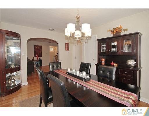 251 Chain O' Hills Road Colonia, NJ 07067 - Photo 10 of 24 Gallery Image 10