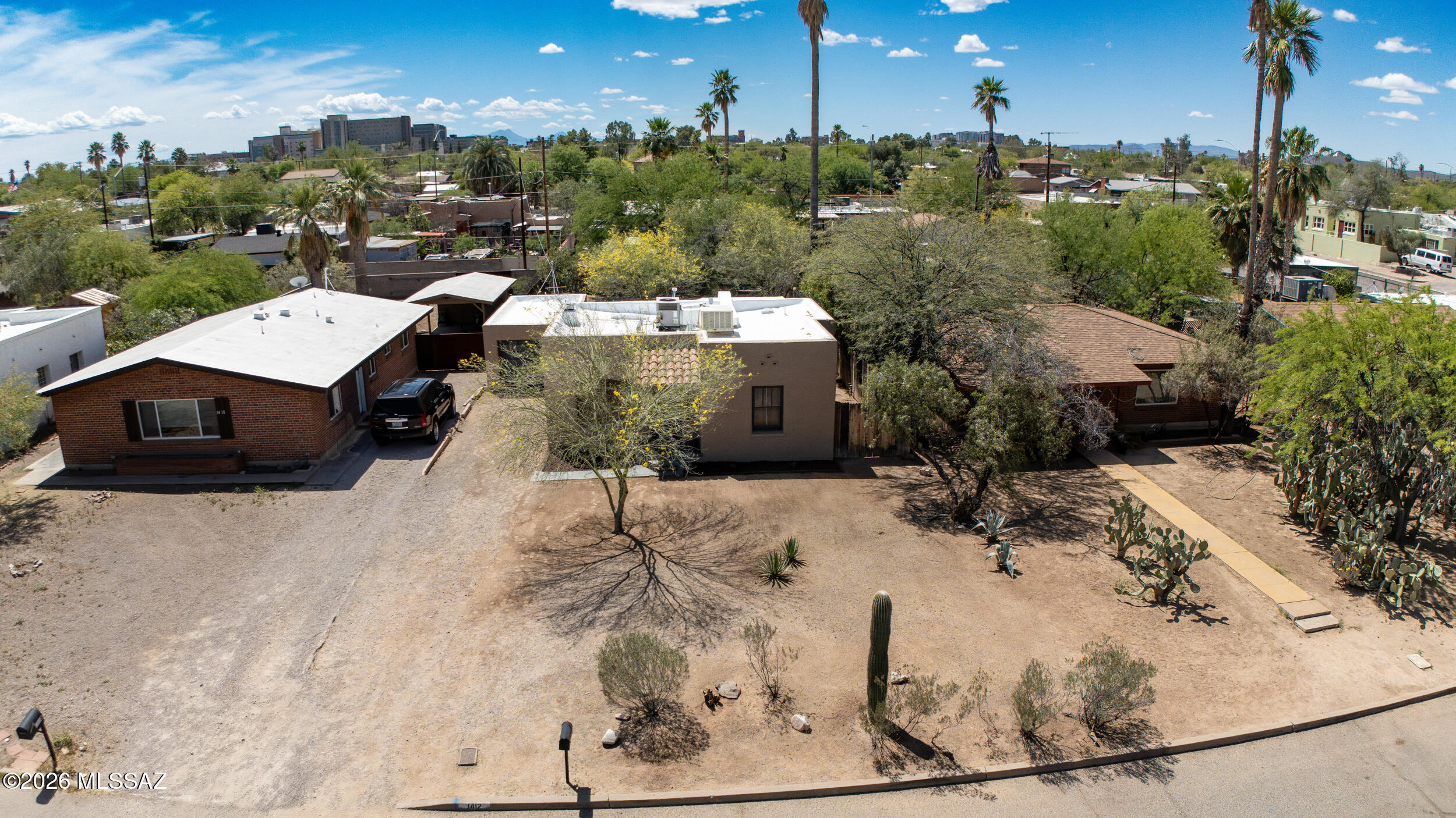 1412 East Spring Street Tucson, AZ 85719 - Photo 9 of 43 a view of a terrace