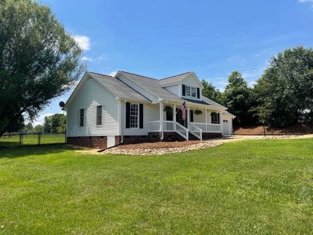 102 Chandler Downs Trail Inman, SC 29349 - Photo 2 of 27 Gallery Image 2