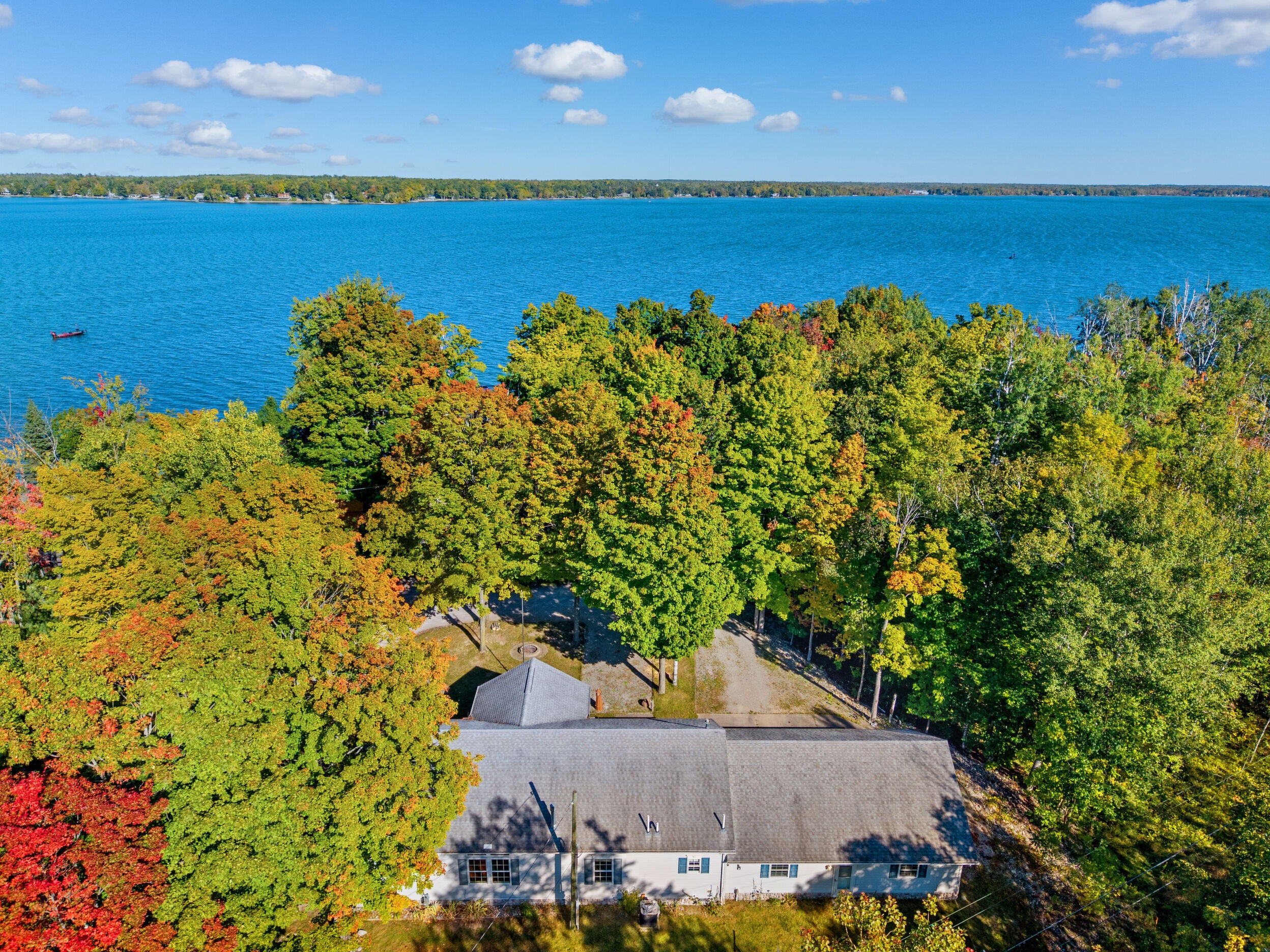 17231 Brothers Bay Road Alpena, MI 49707 - Photo 5 of 40 Gallery Image 5