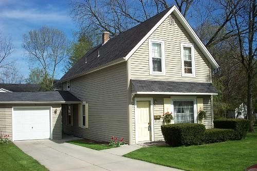 235 Elmwood Avenue, Lake Geneva, WI 53147