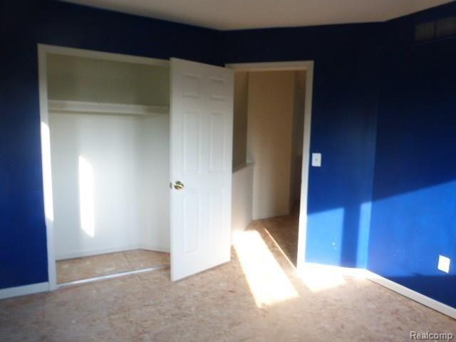 413 Joslyn Road Lake Orion, MI 48362 - Photo 22 of 24 2015-08-13 07.47
