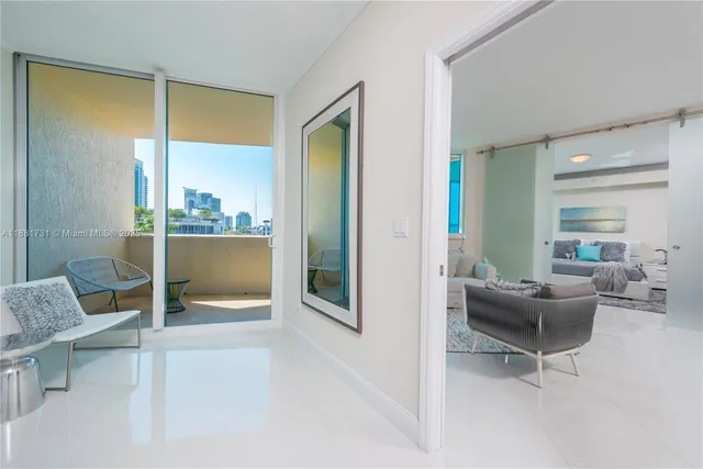 $8,550 | 300 South Pointe Drive, Unit 706, Miami Beach, FL 33139