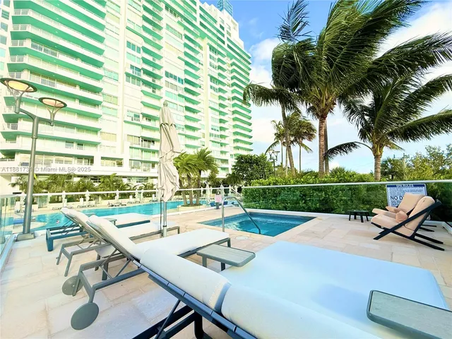 $8,550 | 300 South Pointe Drive, Unit 706, Miami Beach, FL 33139