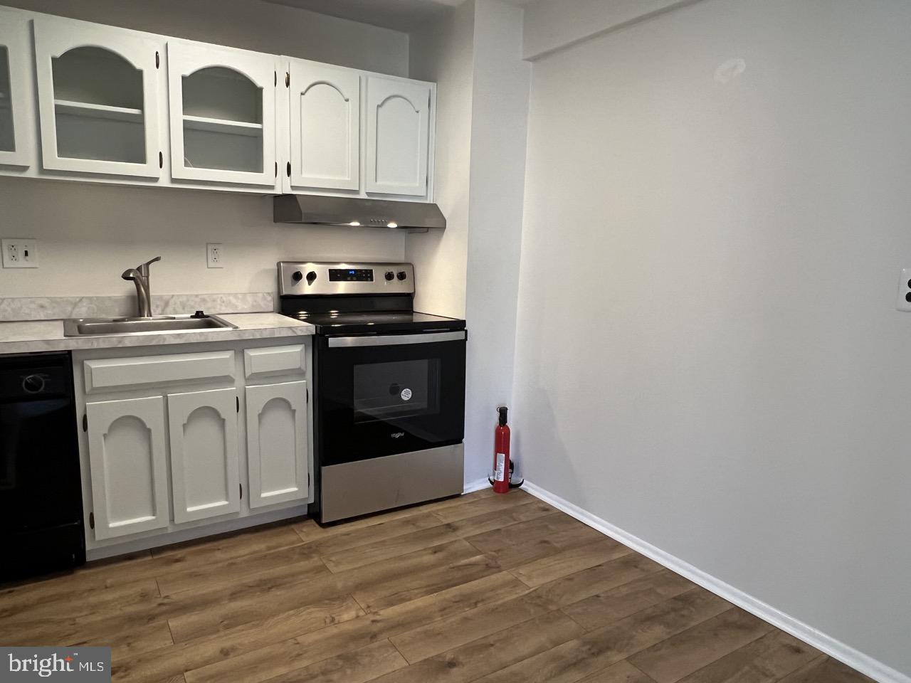 56 Welsh Tract Road, Unit A205 Newark, DE 19713 - Photo 8 of 26 kitchen2